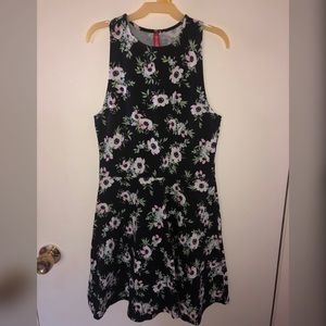 Floral sleeveless dress